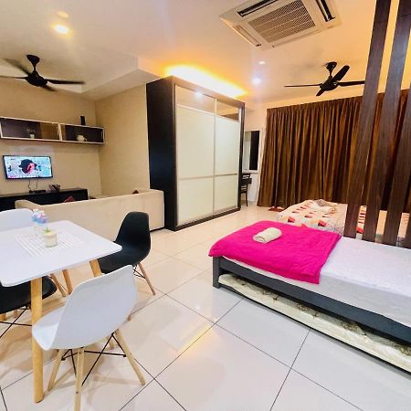 Ola Studio Penang At Mansion One George Town Exterior foto
